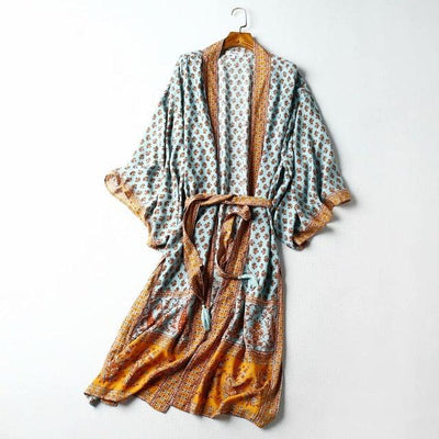 Robe Kimono Bohème Romantique au tissu raffiné